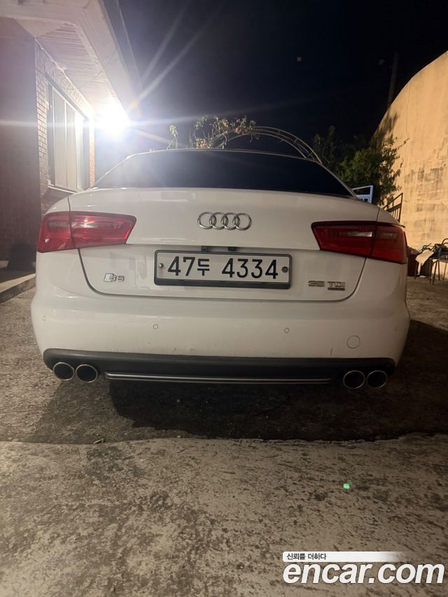 2015 Audi New A6 35 TDI Dynamic — снимка 2