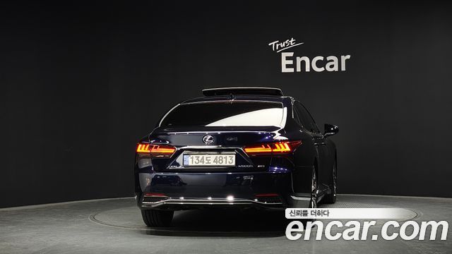 2022 Lexus LS500h (5th gen) 3.5 Platinum AWD — снимка 4