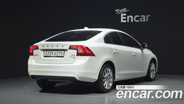 2015 Volvo S60 D2 — photo 2
