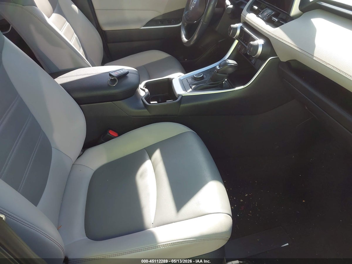 2023 TOYOTA RAV4 HYBRID XLE PREMIUM — снимка 5