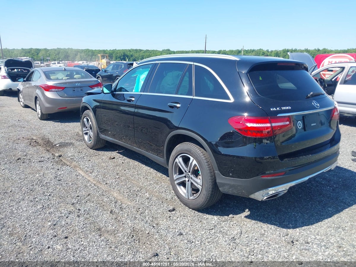 2019 MERCEDES-BENZ GLC 300 4MATIC — снимка 3