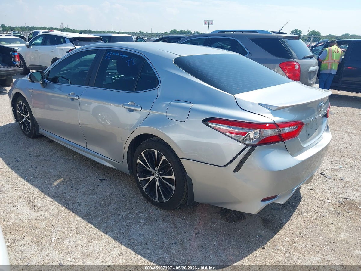 2018 TOYOTA CAMRY SE — снимка 3