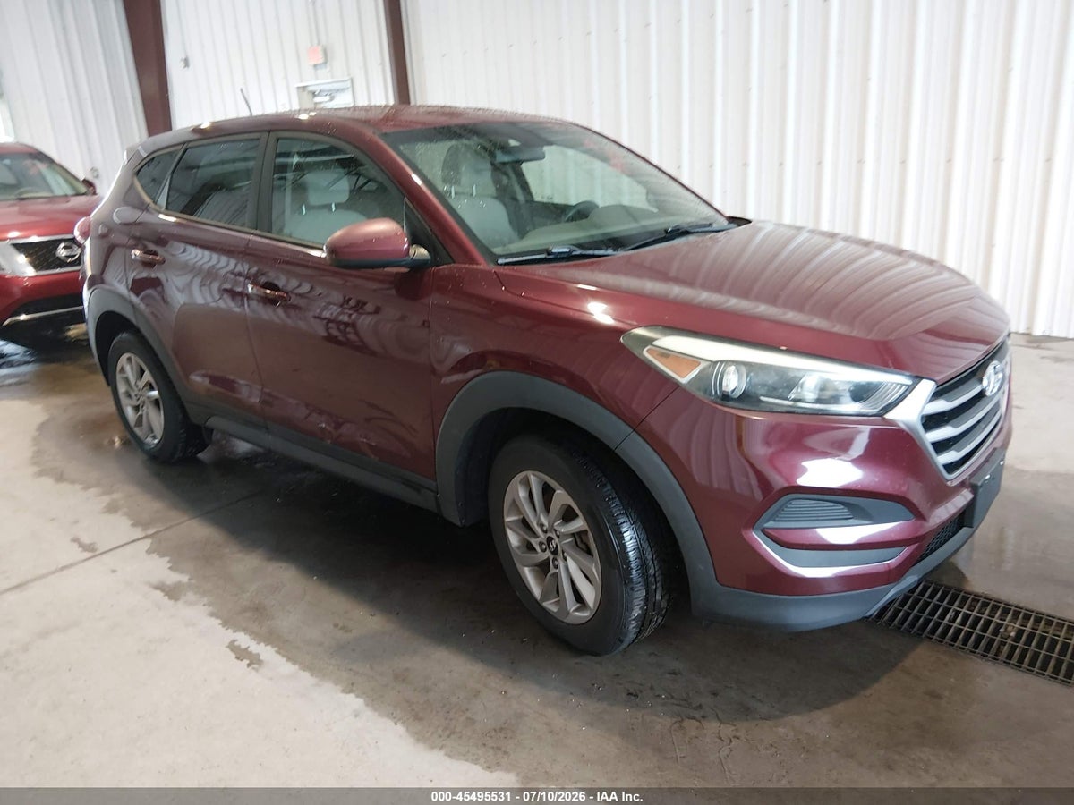 2017 HYUNDAI TUCSON SE