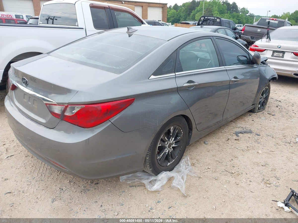 2013 HYUNDAI SONATA GLS — снимка 4