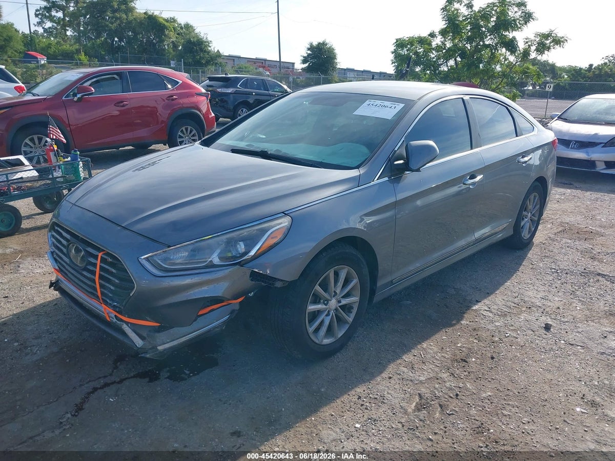 2019 HYUNDAI SONATA SE — снимка 2