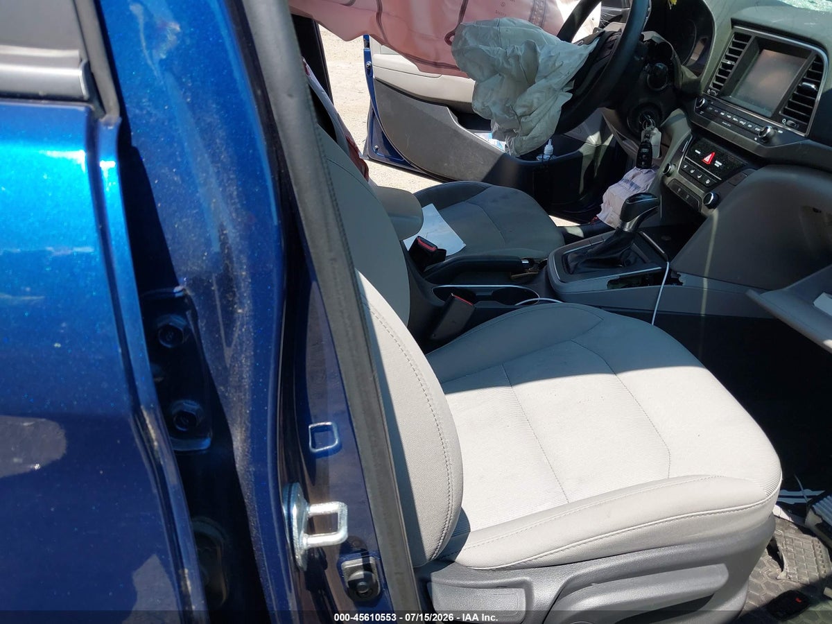2017 HYUNDAI ELANTRA SE — снимка 5