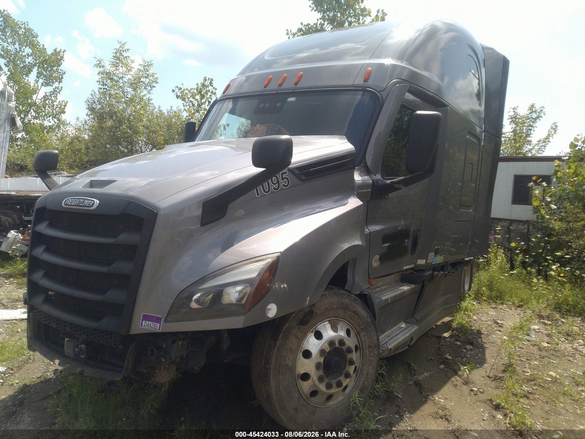 2021 FREIGHTLINER NEW CASCADIA 126