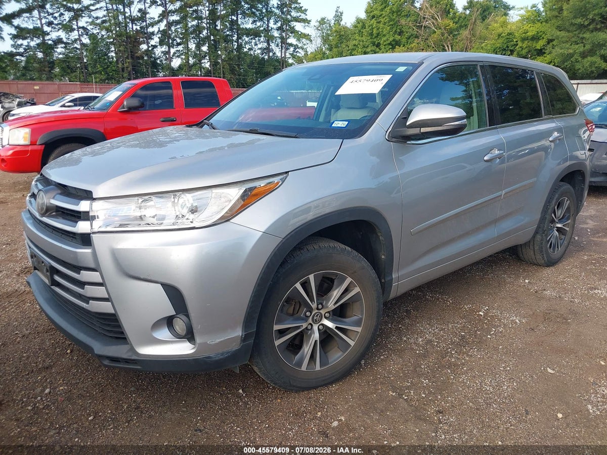 2017 TOYOTA HIGHLANDER LE PLUS — снимка 2