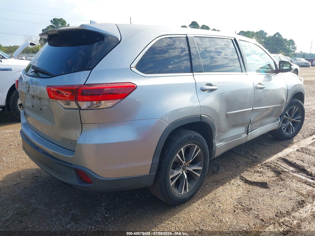 2017 TOYOTA HIGHLANDER LE PLUS — снимка 4
