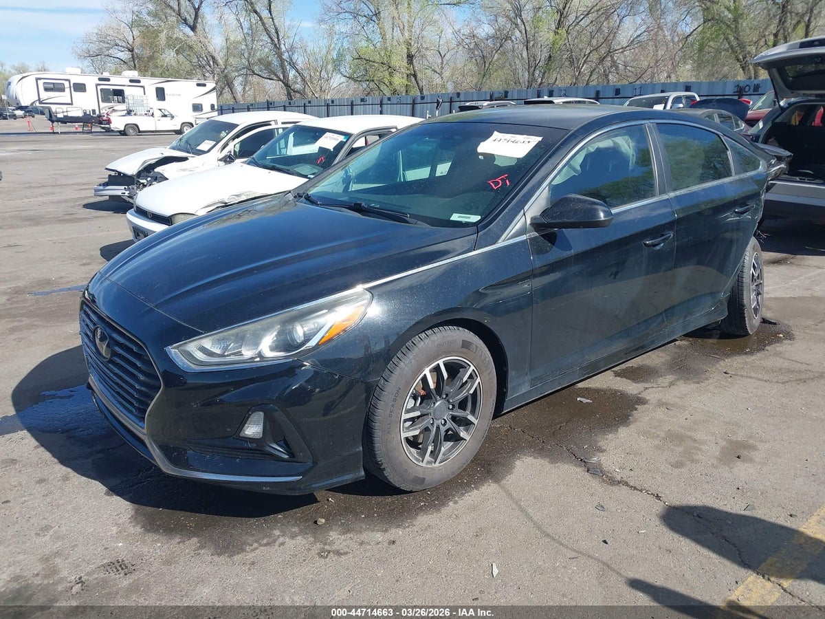 2018 HYUNDAI SONATA SE — снимка 2