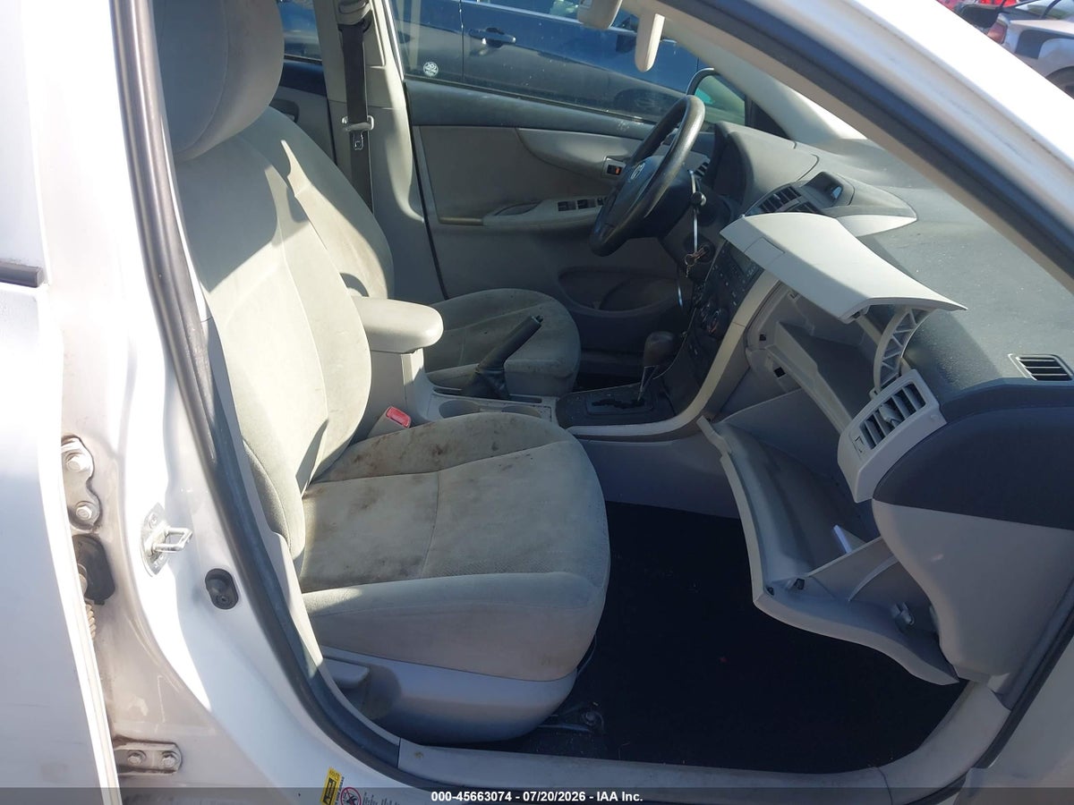 2013 TOYOTA COROLLA L — снимка 5