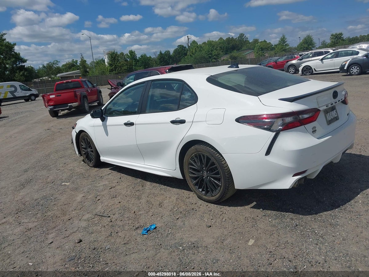 2022 TOYOTA CAMRY NIGHTSHADE EDITION HYBRID — снимка 3