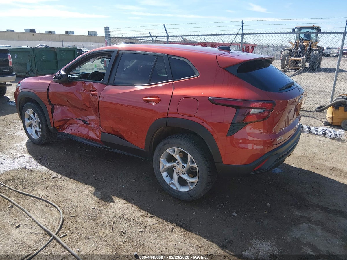 2024 CHEVROLET TRAX FWD SP — снимка 3