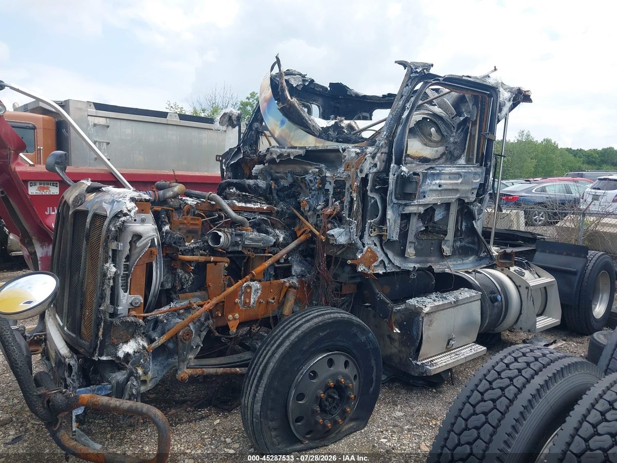 2018 PETERBILT 579 — снимка 2