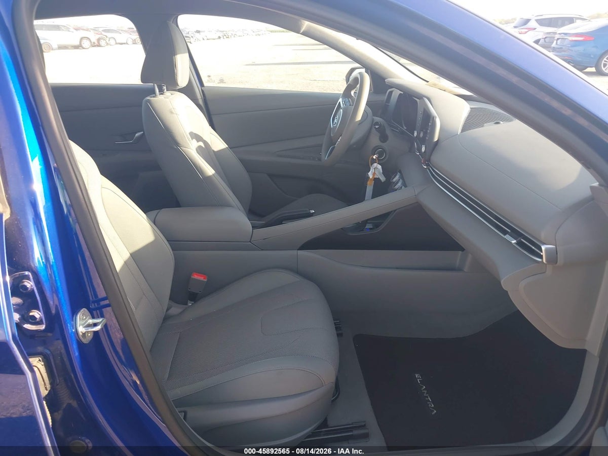 2021 HYUNDAI ELANTRA SE — снимка 5