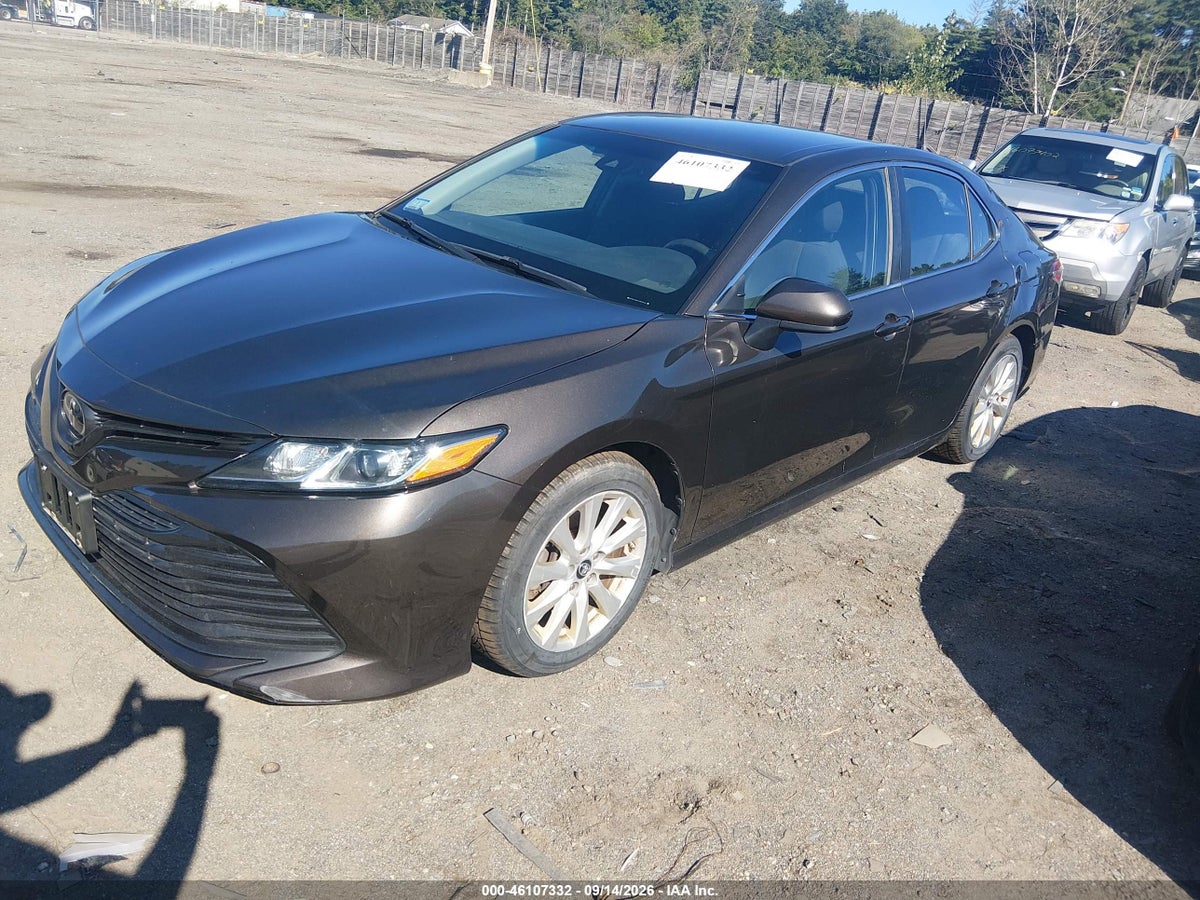 2018 TOYOTA CAMRY LE — снимка 2