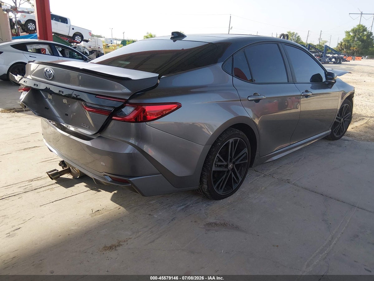 2026 TOYOTA CAMRY XSE — снимка 4