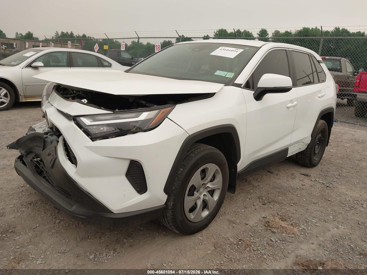2023 TOYOTA RAV4 LE — снимка 2