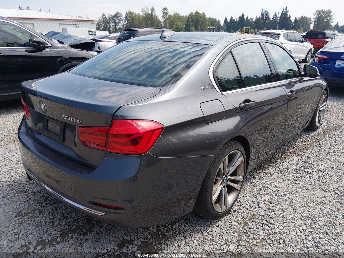2017 BMW 330E IPERFORMANCE — снимка 4