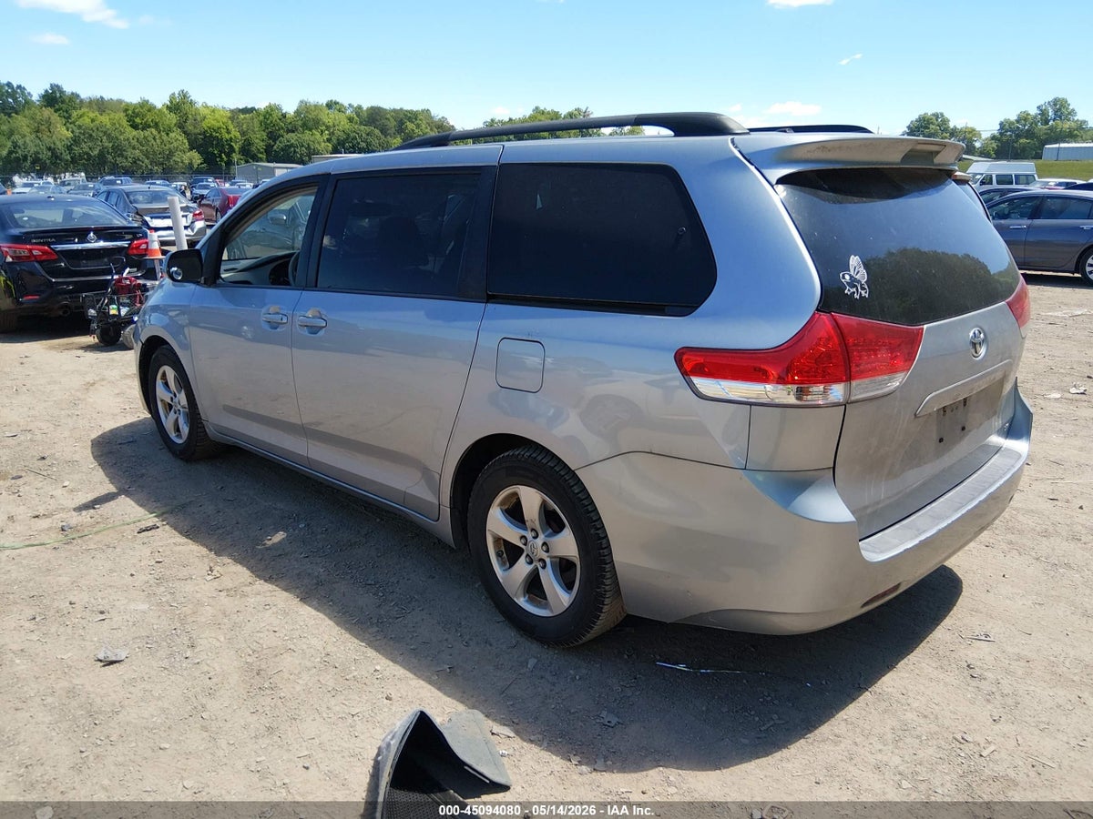 2014 TOYOTA SIENNA LE V6 8 PASSENGER — снимка 3