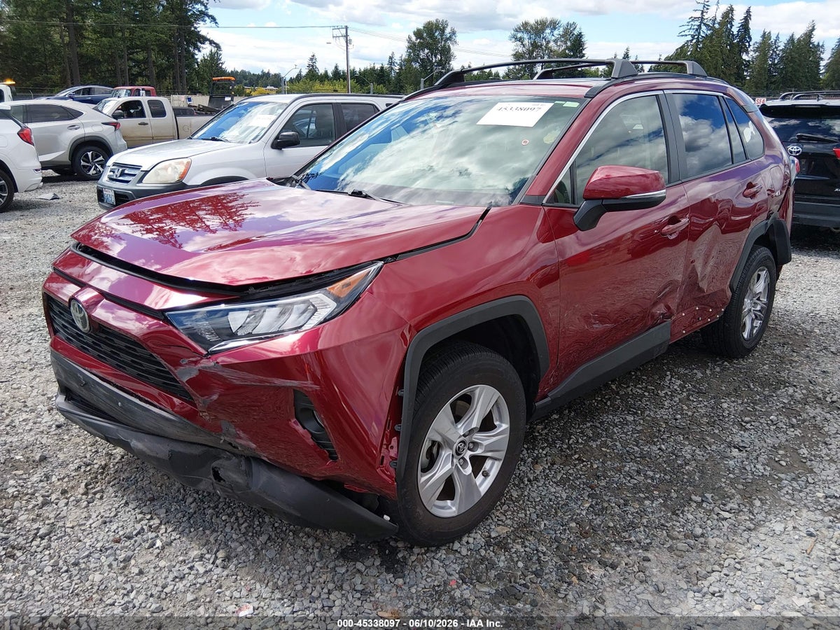 2019 TOYOTA RAV4 XLE — снимка 2