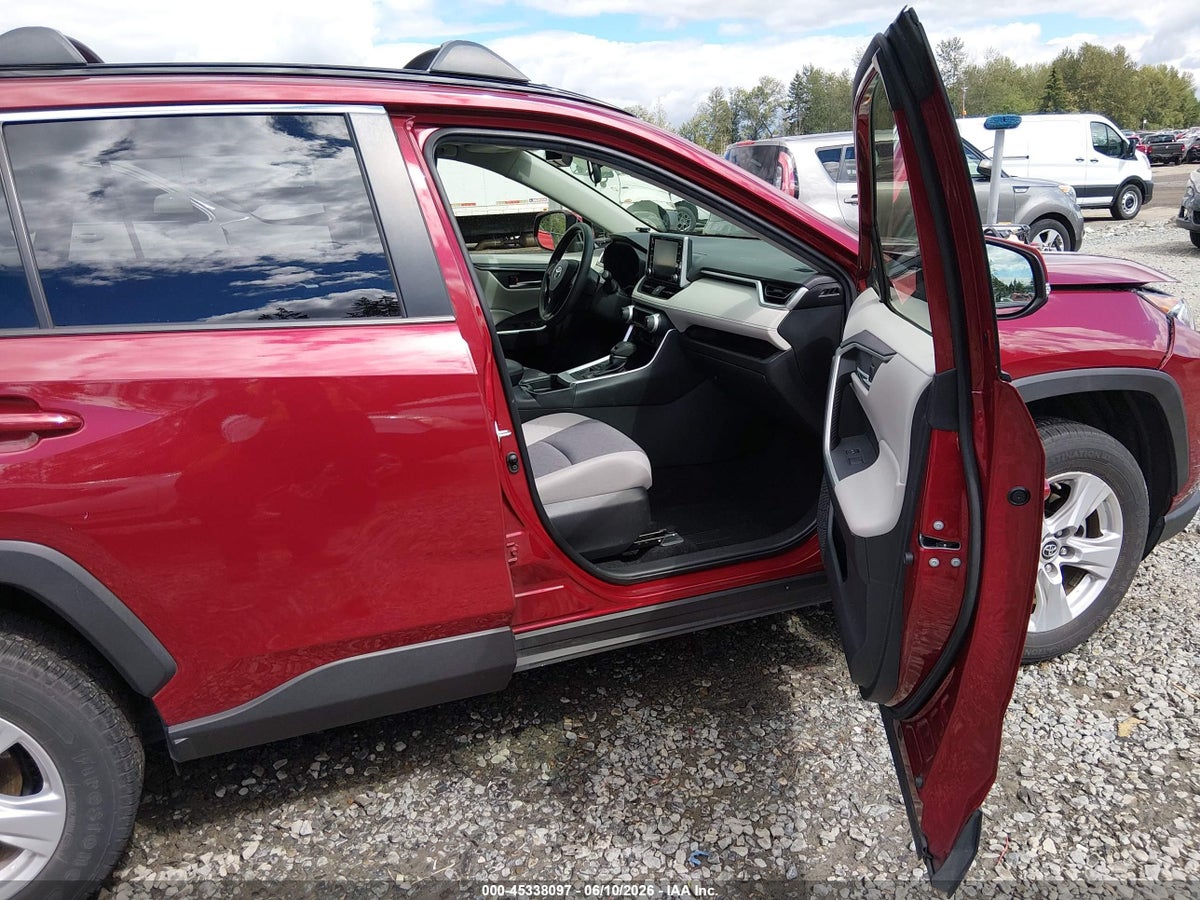 2019 TOYOTA RAV4 XLE — снимка 5