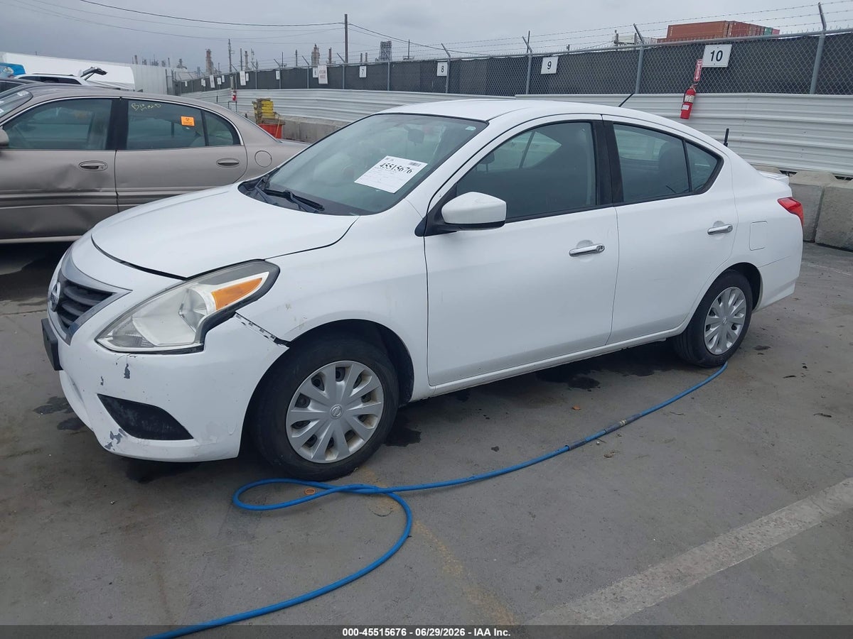 2018 NISSAN VERSA 1.6 SV — снимка 2