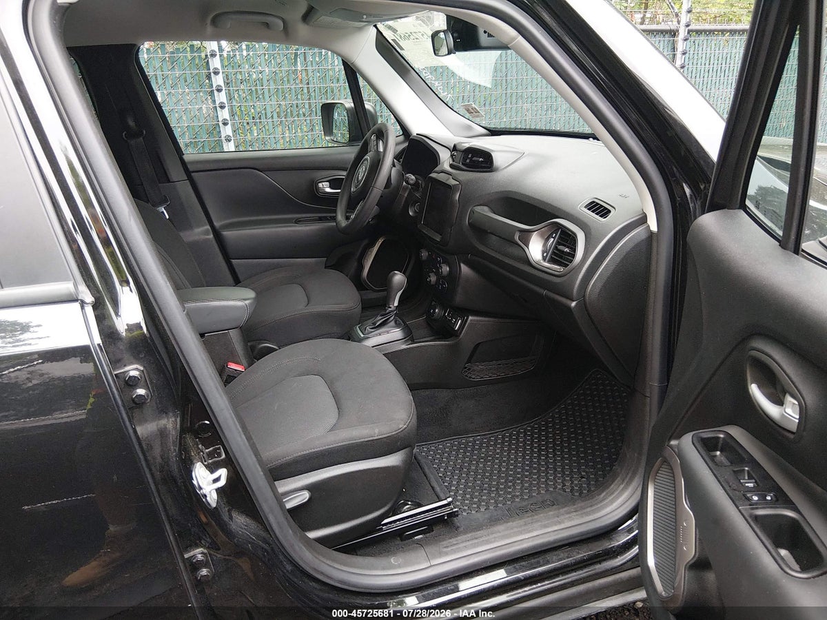 2023 JEEP RENEGADE LATITUDE 4X4 — снимка 5