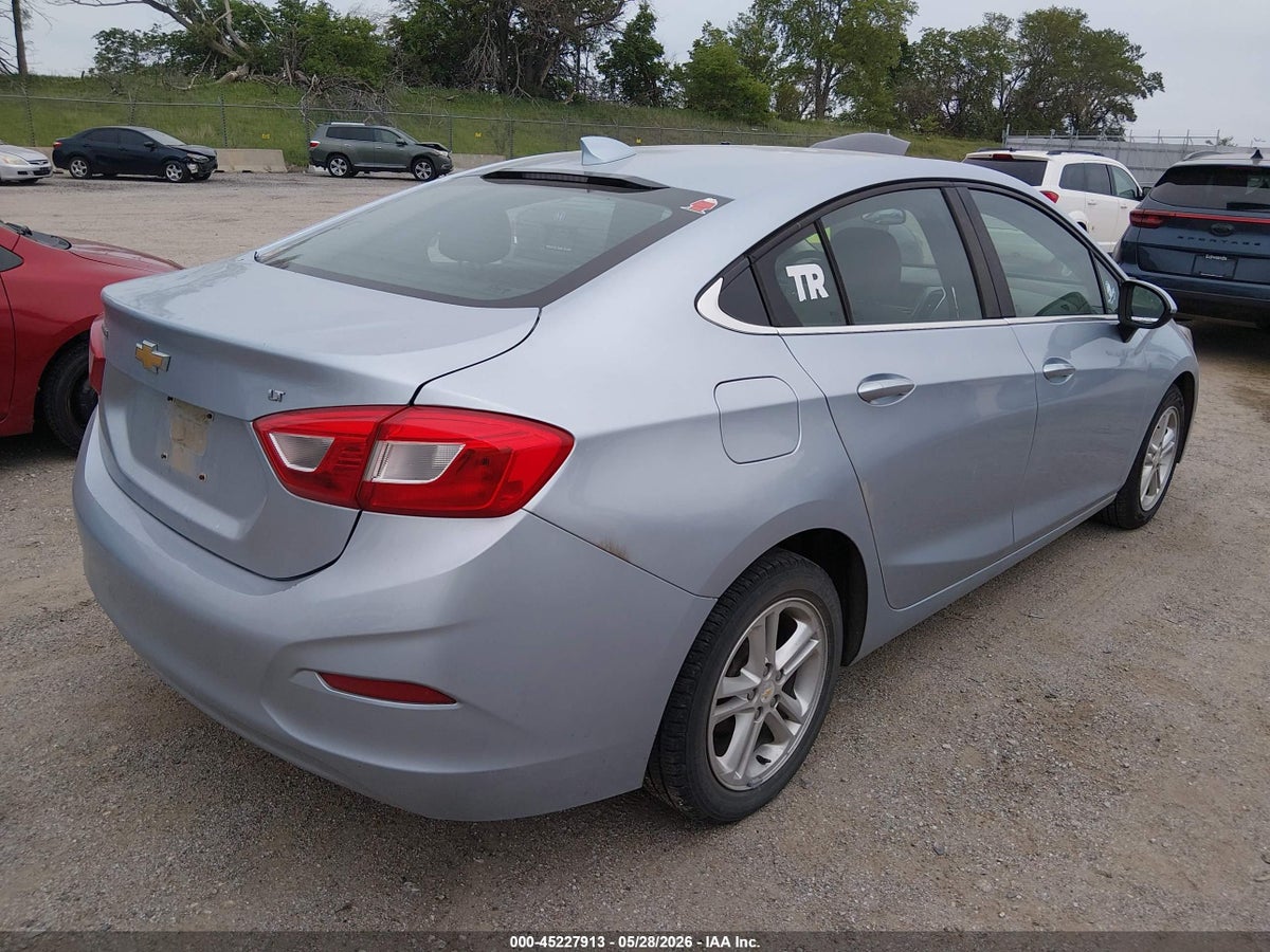 2017 CHEVROLET CRUZE LT AUTO — снимка 4