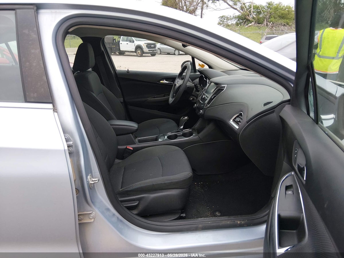 2017 CHEVROLET CRUZE LT AUTO — снимка 5