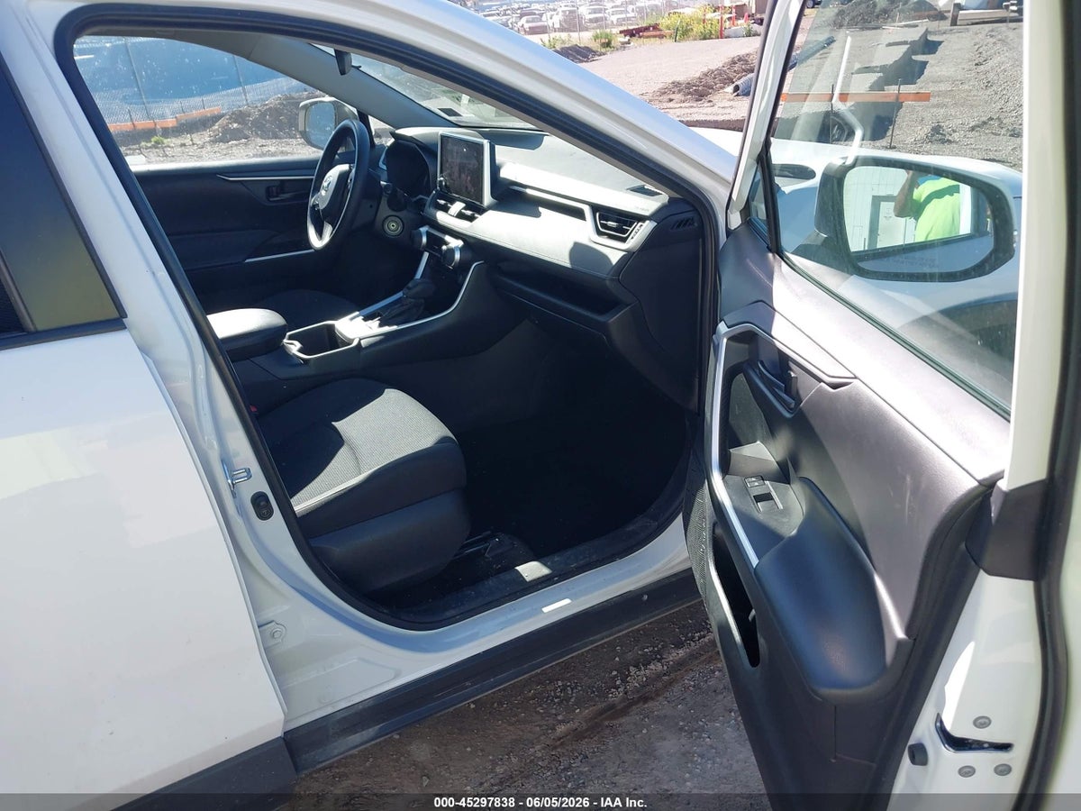 2023 TOYOTA RAV4 LE — снимка 5