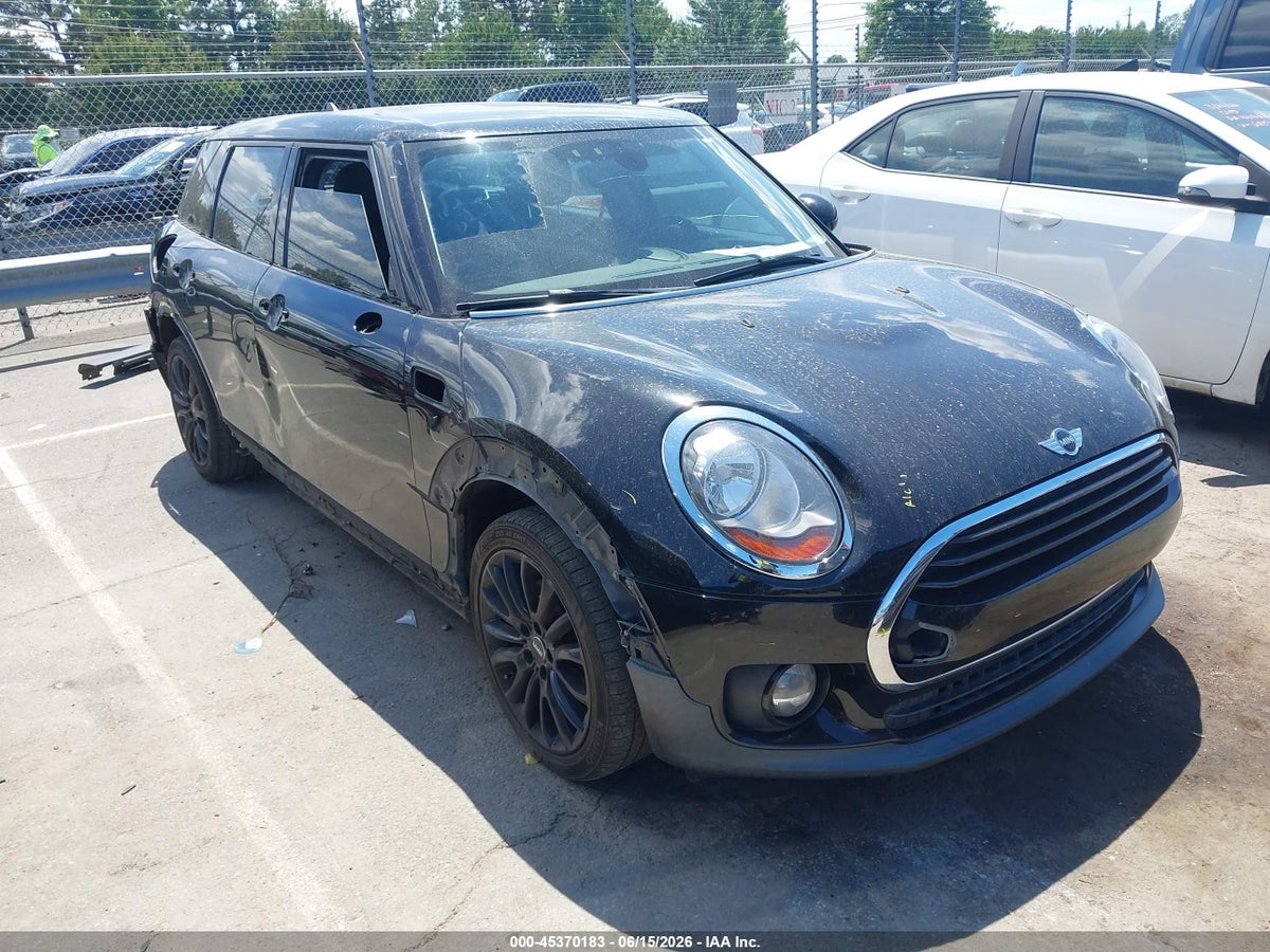 2017 MINI CLUBMAN COOPER