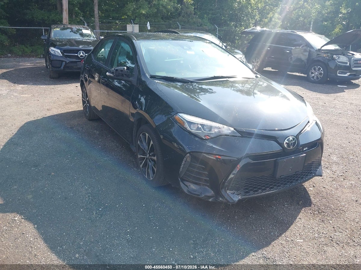 2018 TOYOTA COROLLA SE