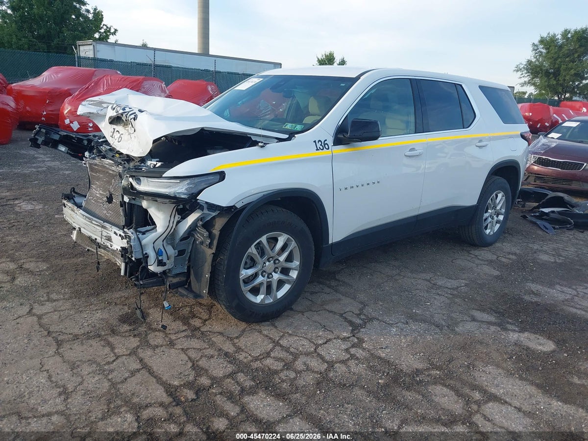 2023 CHEVROLET TRAVERSE FWD LS — снимка 2