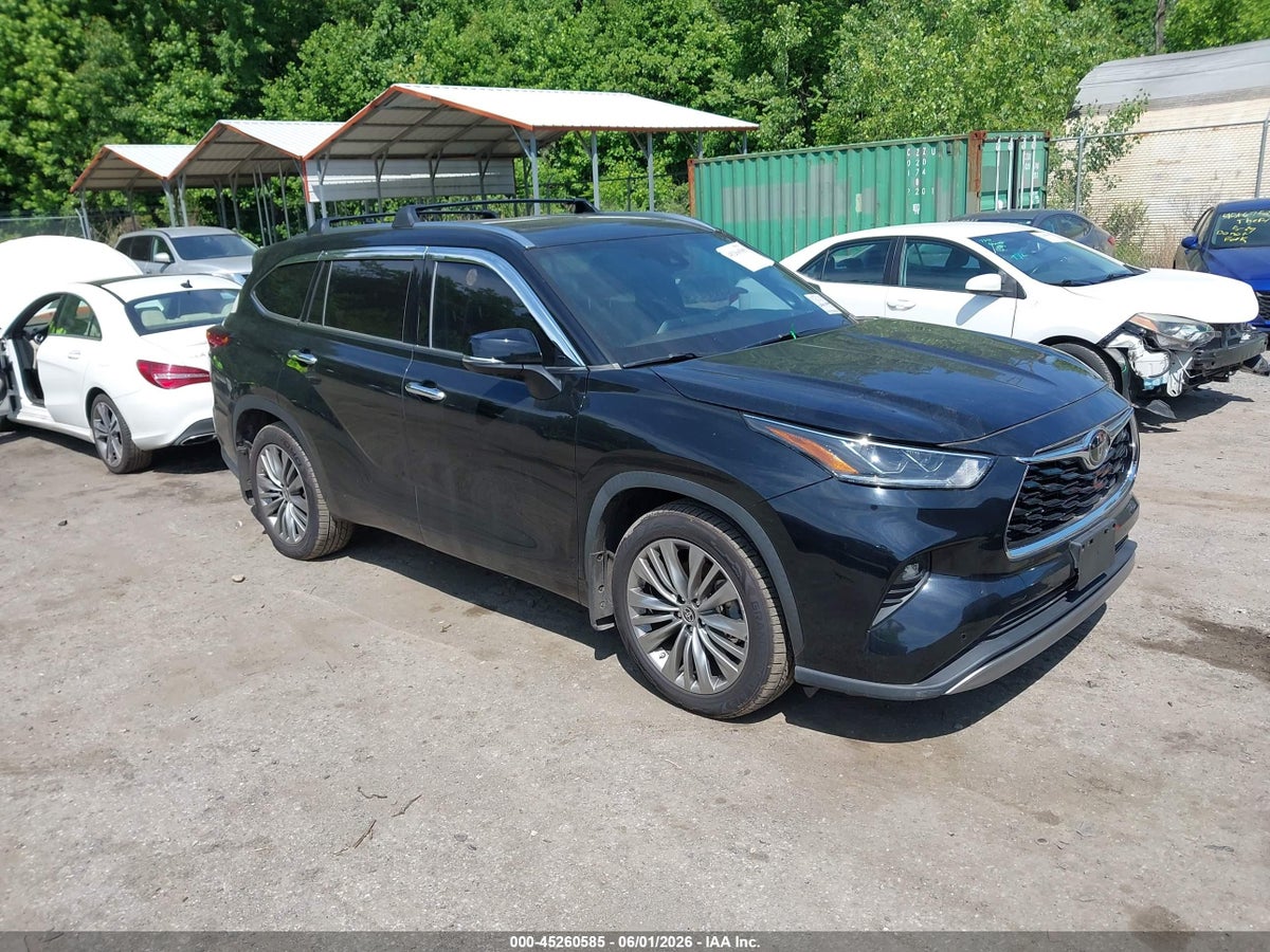 2021 TOYOTA HIGHLANDER PLATINUM