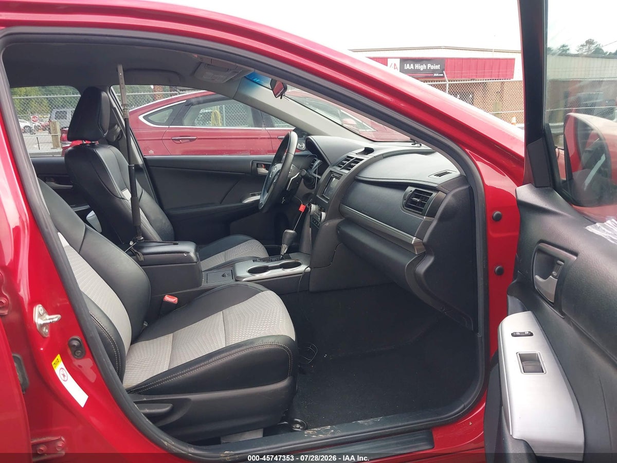 2014 TOYOTA CAMRY SE — снимка 5