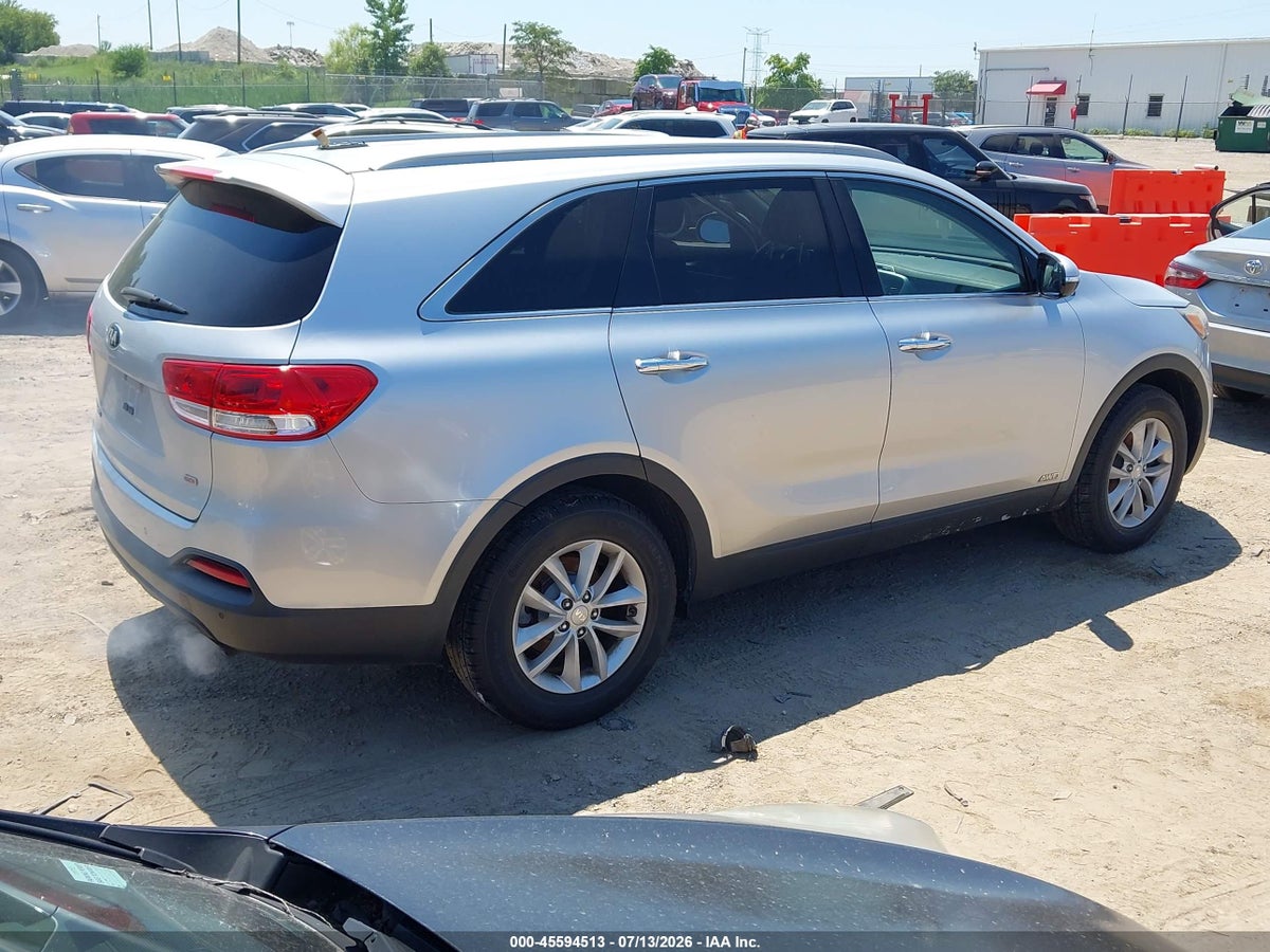 2016 KIA SORENTO 2.4L LX — снимка 4