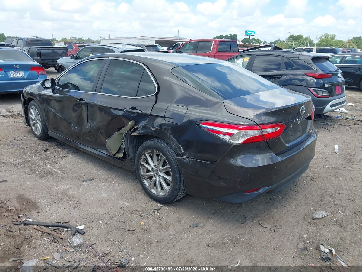 2018 TOYOTA CAMRY LE — снимка 3