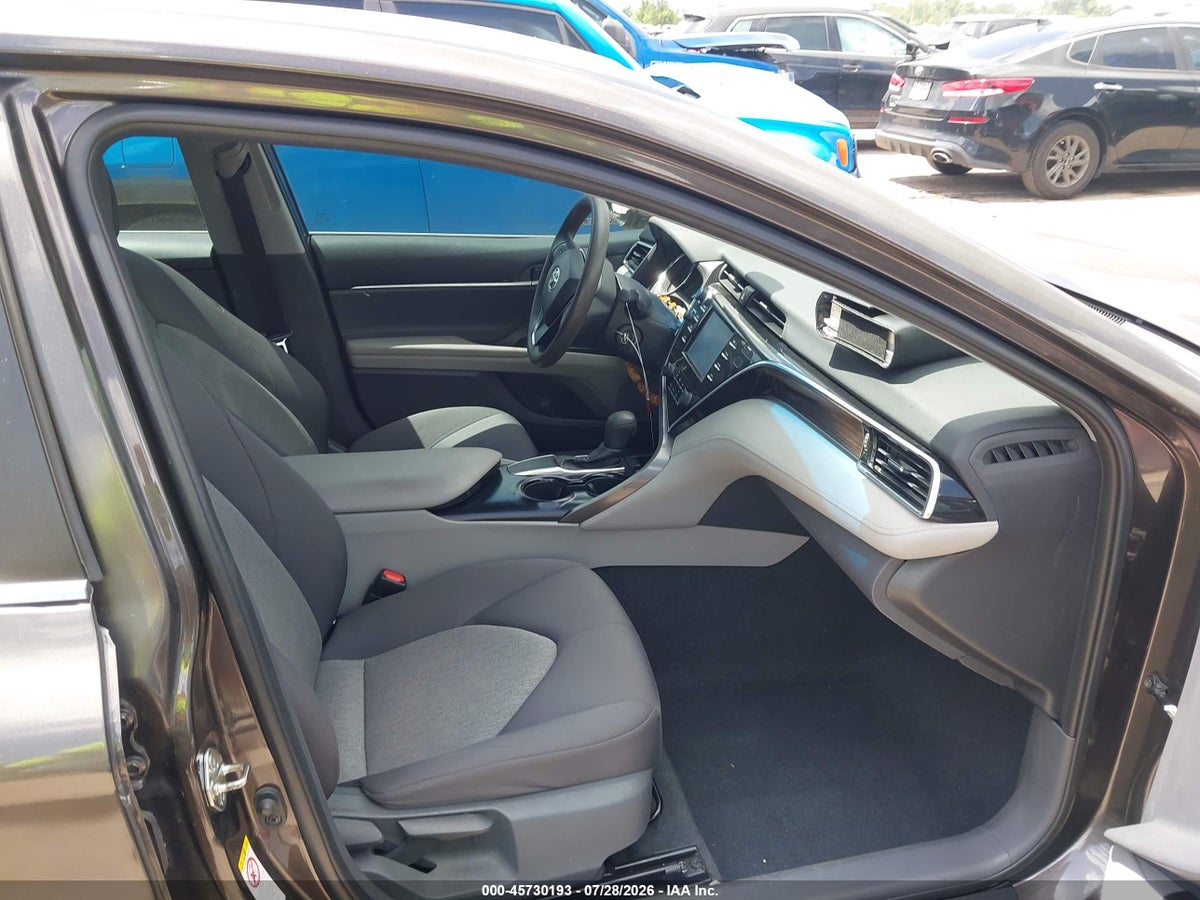 2018 TOYOTA CAMRY LE — снимка 5