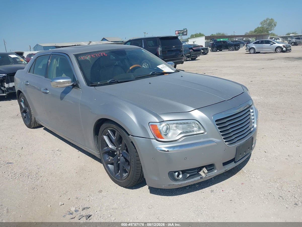 2013 CHRYSLER 300C