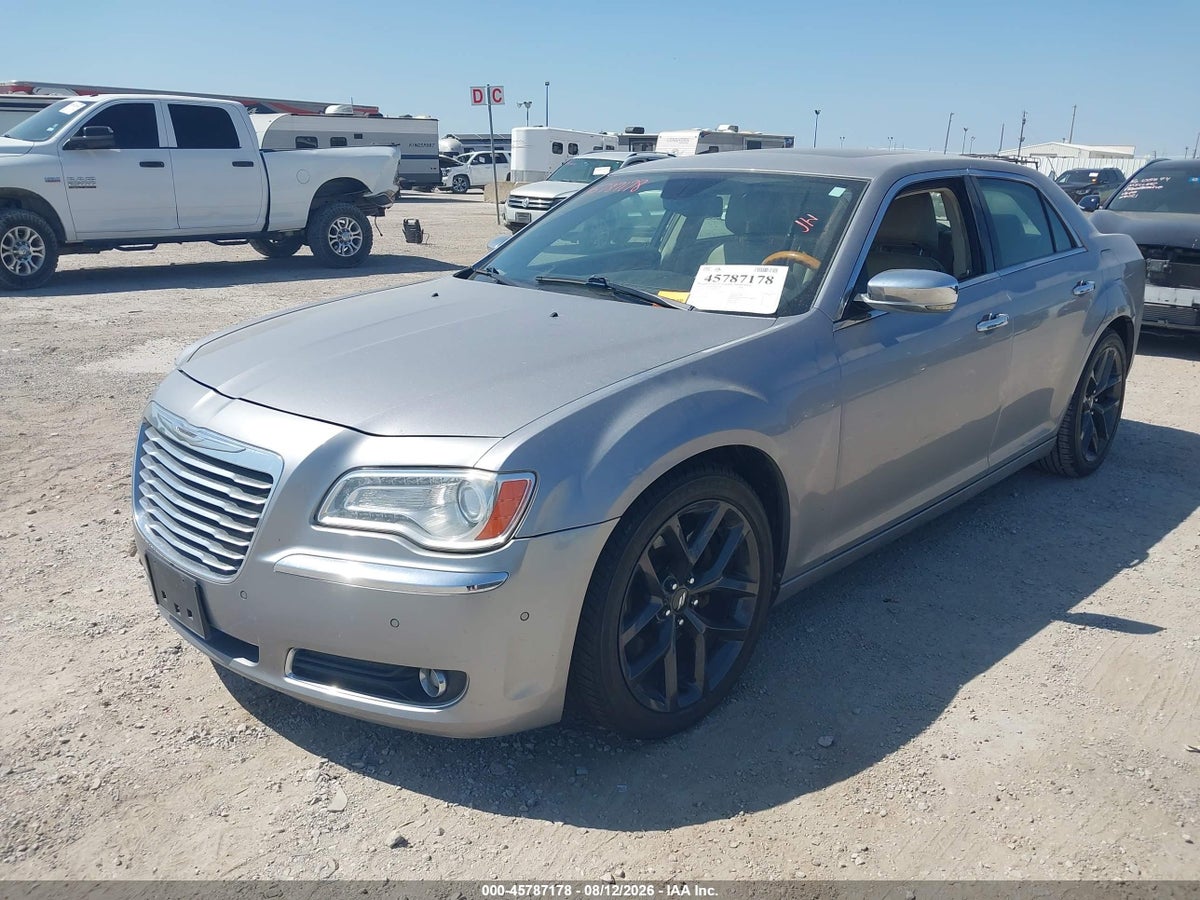 2013 CHRYSLER 300C — снимка 2