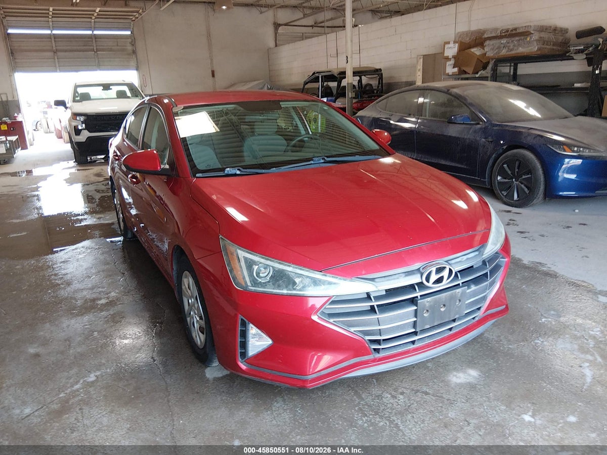2019 HYUNDAI ELANTRA SE