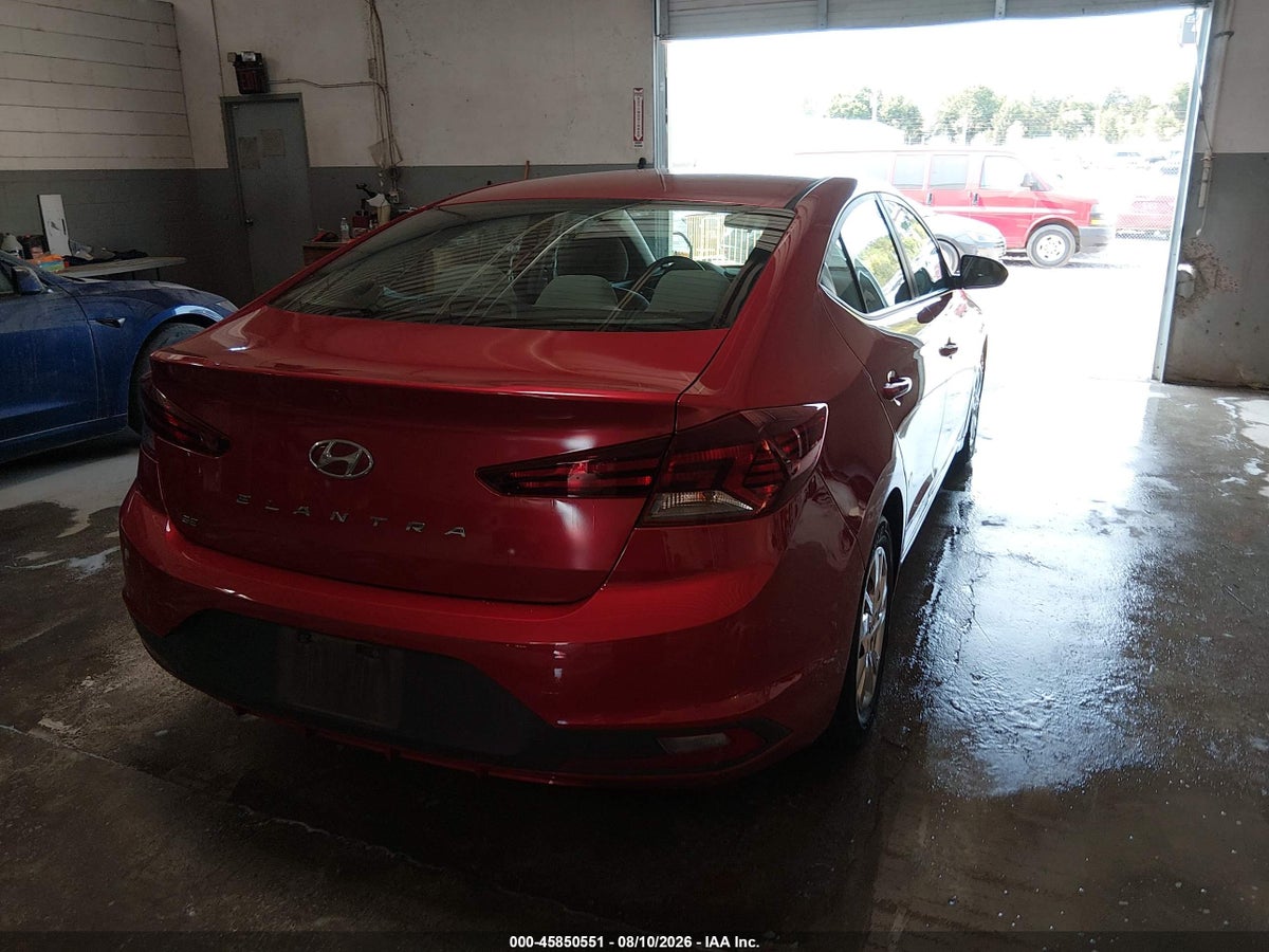 2019 HYUNDAI ELANTRA SE — снимка 4