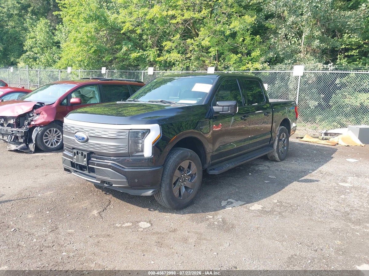 2023 FORD F-150 LIGHTNING LARIAT — снимка 2