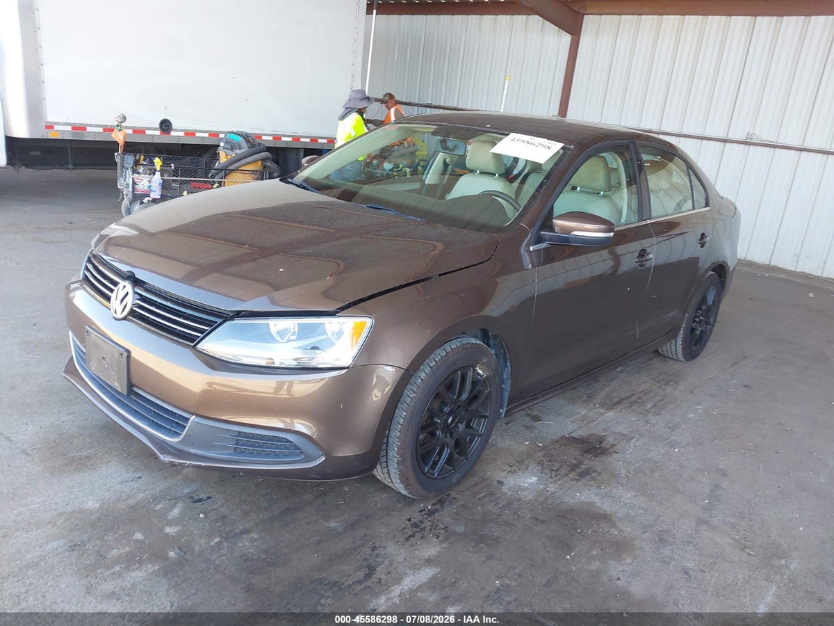 2013 VOLKSWAGEN JETTA 2.5L SE — снимка 2