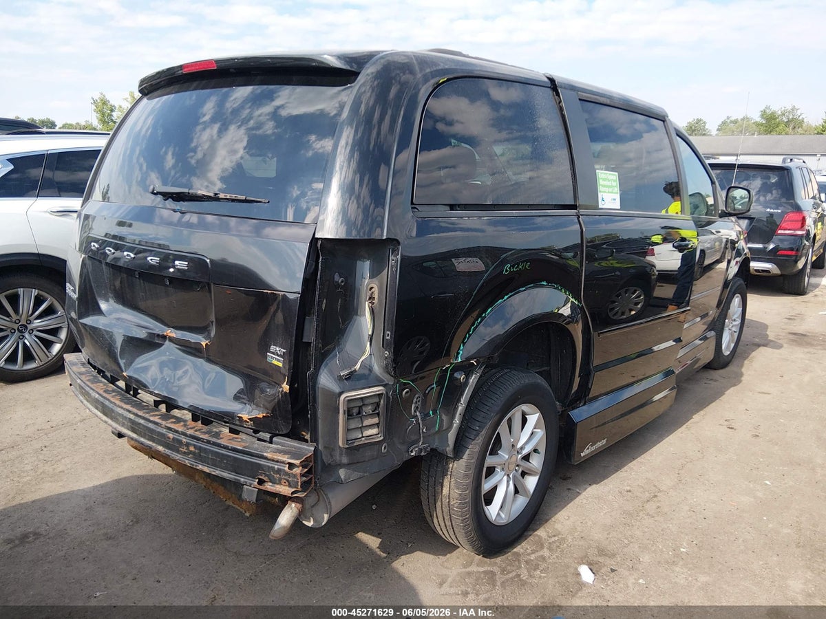 2016 DODGE GRAND CARAVAN SXT — снимка 4