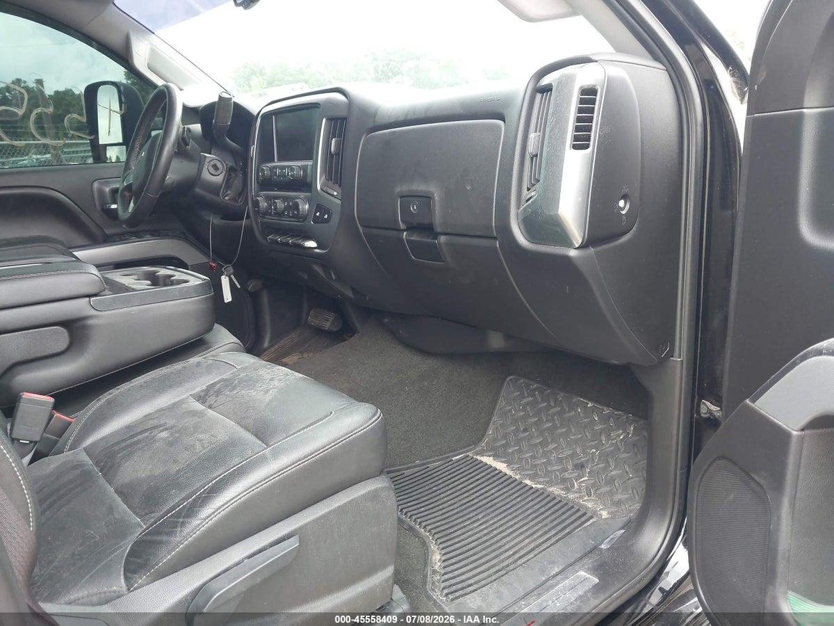2015 CHEVROLET SILVERADO 2500HD LT — снимка 5