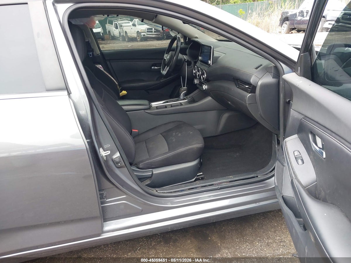 2021 NISSAN SENTRA SV XTRONIC CVT — снимка 5