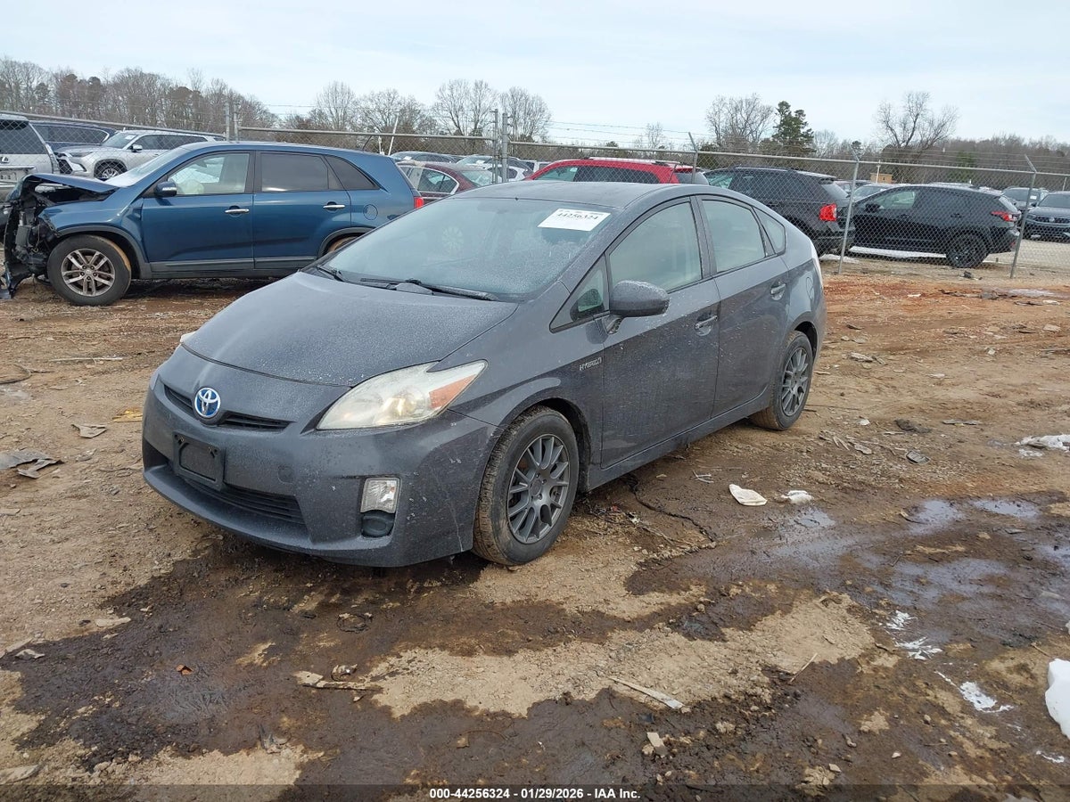 2011 TOYOTA PRIUS THREE — снимка 2