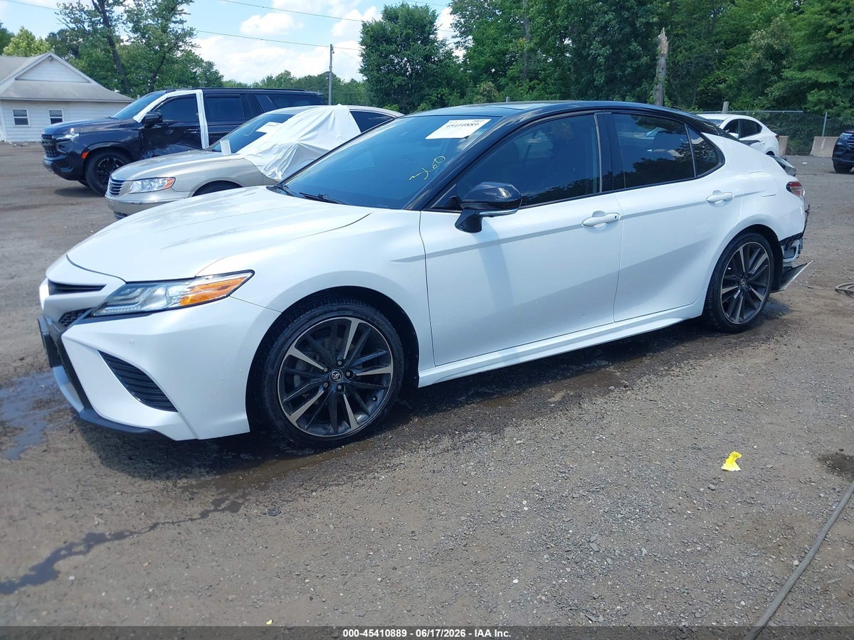 2020 TOYOTA CAMRY XSE — снимка 2